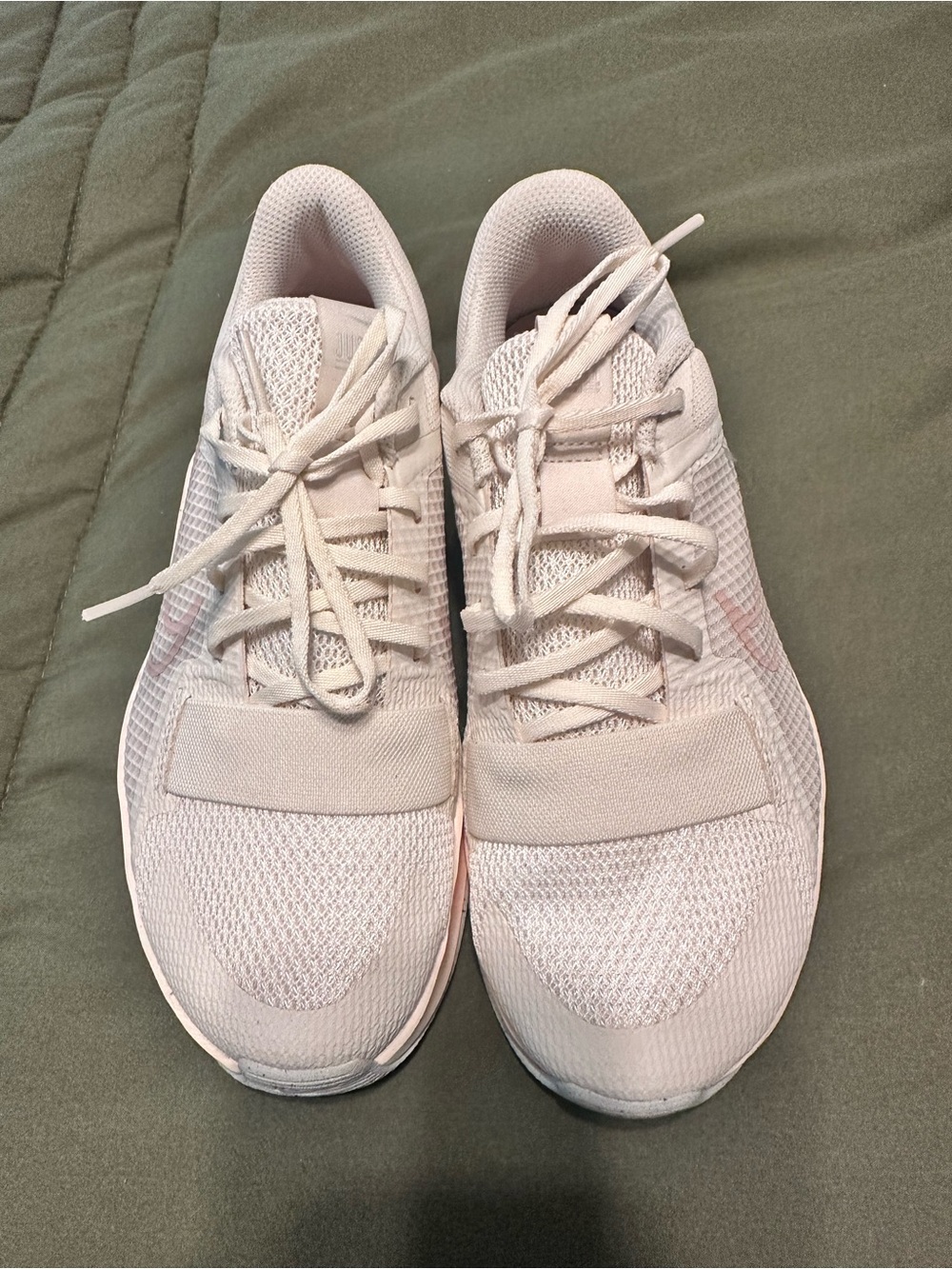 Nike Women’s Light Pink Mesh Training Sneakers - Picture 3 of 11